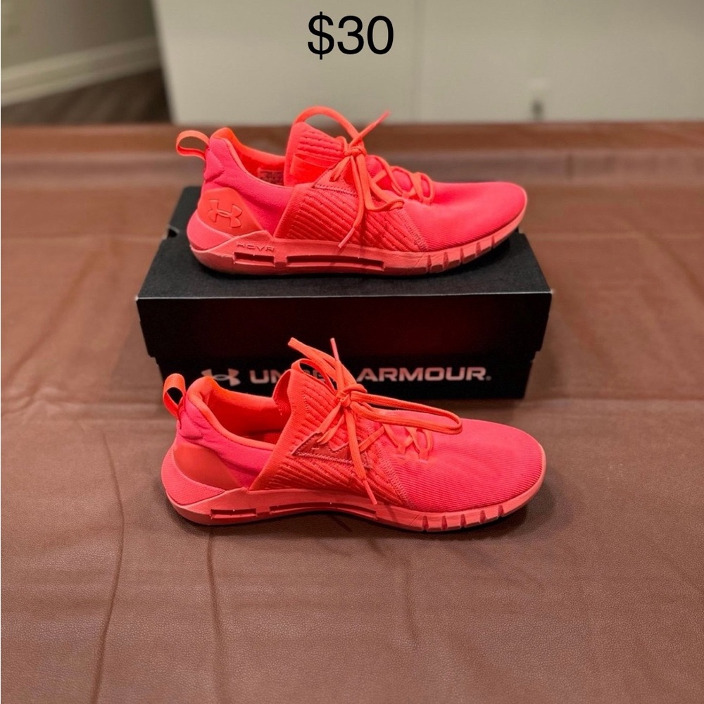 Under Armour Men's Vibrant Red Athletic Shoes